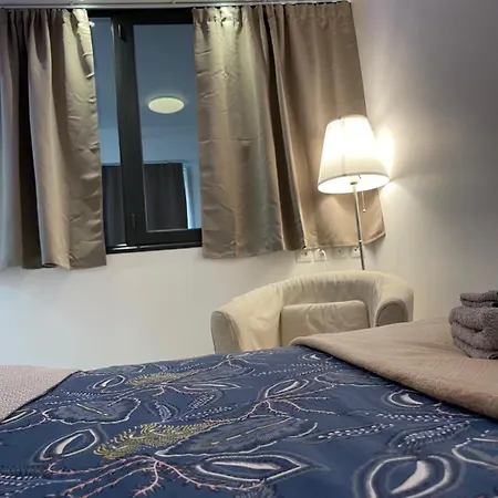 New In Center Metro 7 & 14 Maison Blanche Apartment